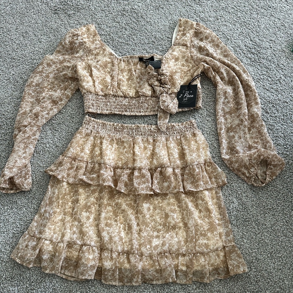 Nwt 3 piece japna skirt set size medium